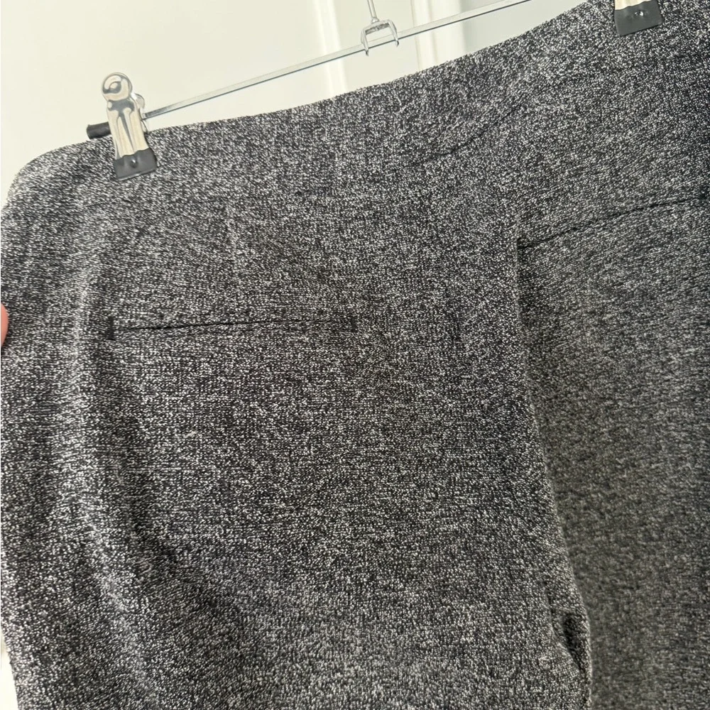 Ann Taylor Charcoal Wide-Leg Cropped Pants - Picture 4 of 5